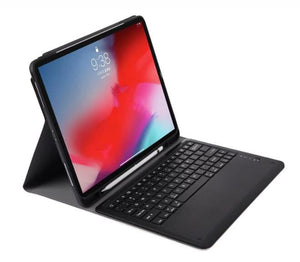 Apple iPad Pro 12.9" (2018) - Bluetooth Smart KeyBoard Case With Built-in Apple Pencil Holder